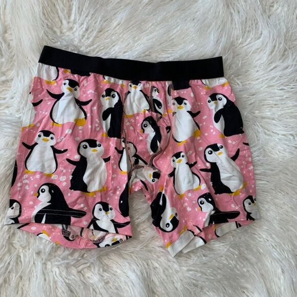 NEW MeUndies Pink Penguins Boxer Briefs Shorts Ultra Soft Underwear - Picture 1 of 5